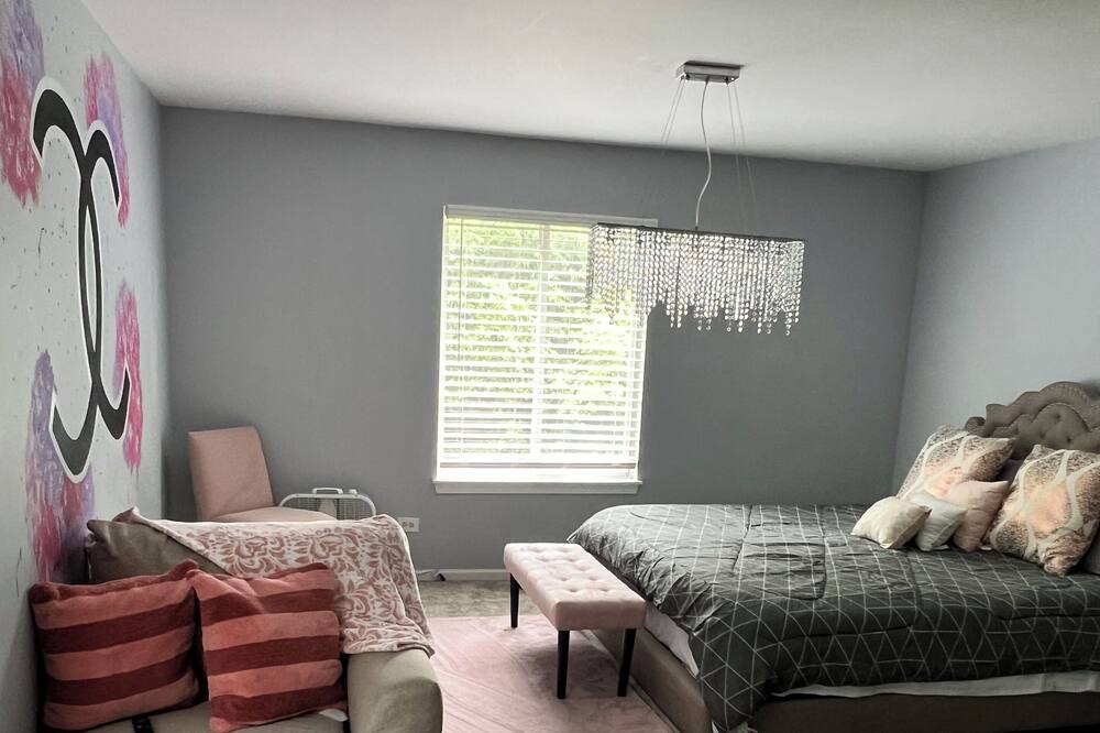 Photo of Bedroom in Fox Valley