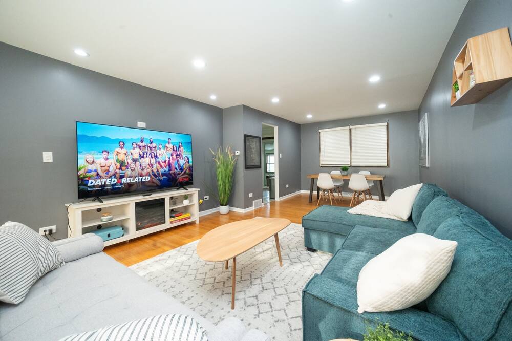 Photo of Livingroom in Palos Hills