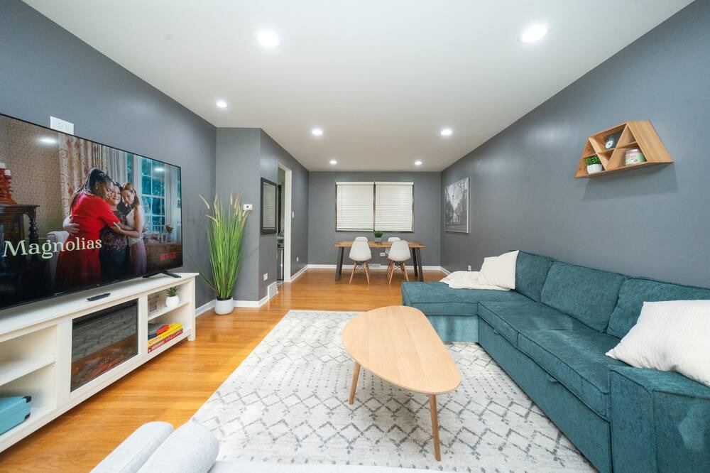 Photo of Livingroom in Palos Hills