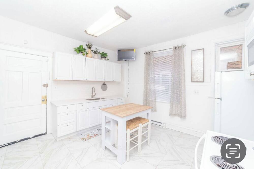 Photo of Kitchen in Roseland
