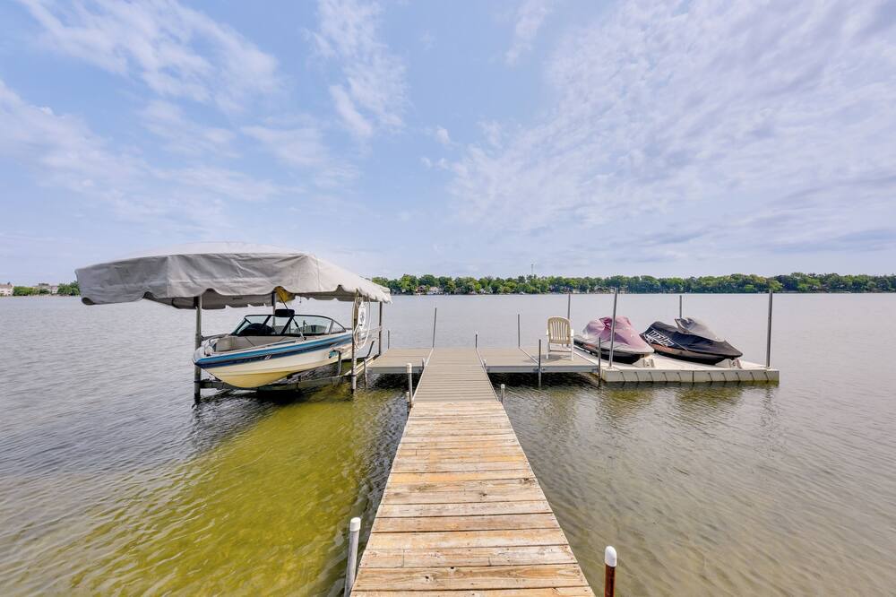 Photo of Others in Grayslake