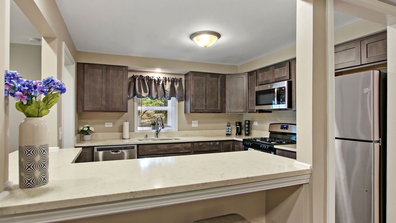 Photo of Kitchen in Channel Lake