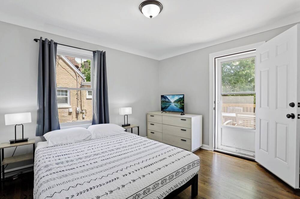 Photo of Bedroom in Broadview