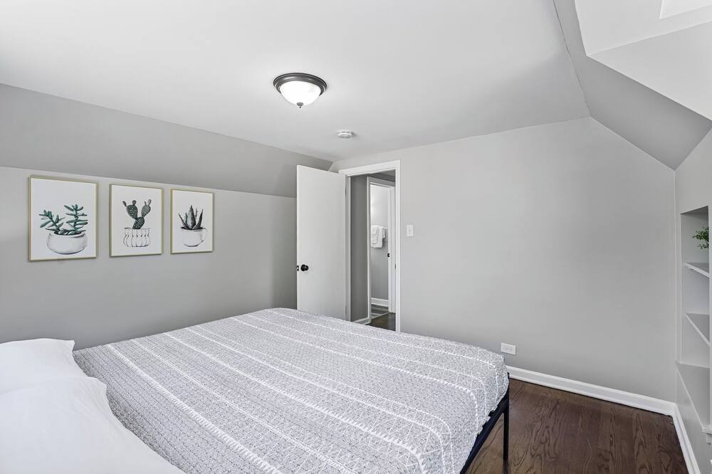 Photo of Bedroom in Broadview