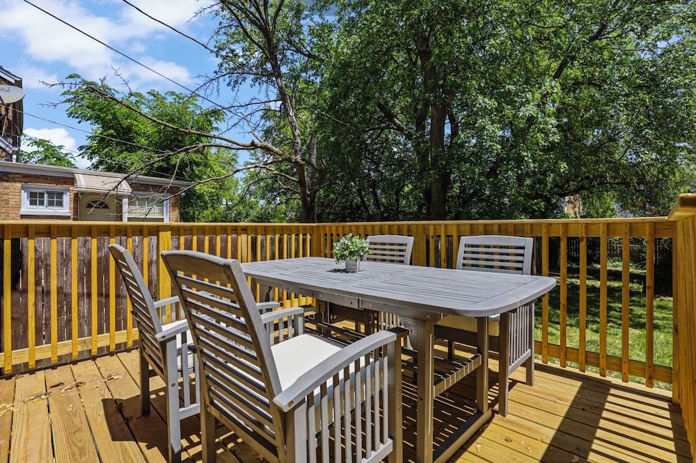 Photo of Outdoor in Broadview