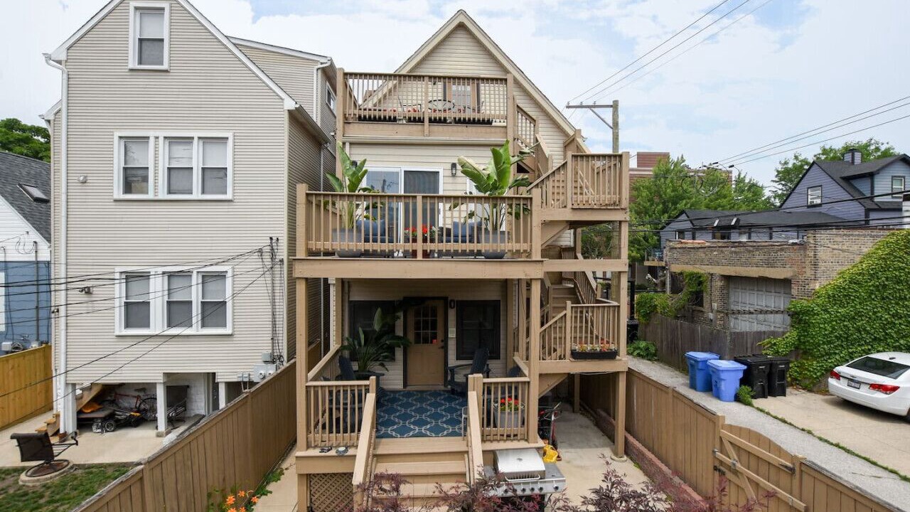 Photo of Outdoor in North Center