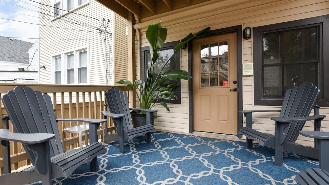 Photo of Outdoor in North Center