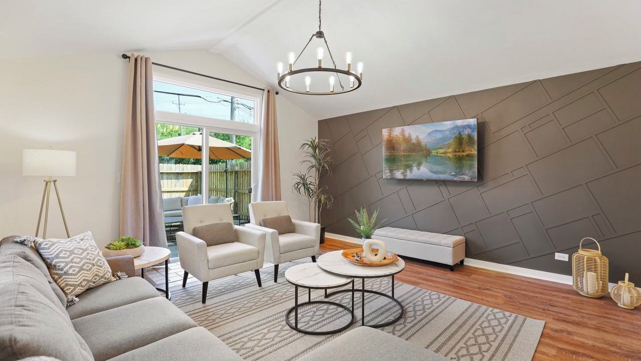 Photo of Livingroom in Fox Valley