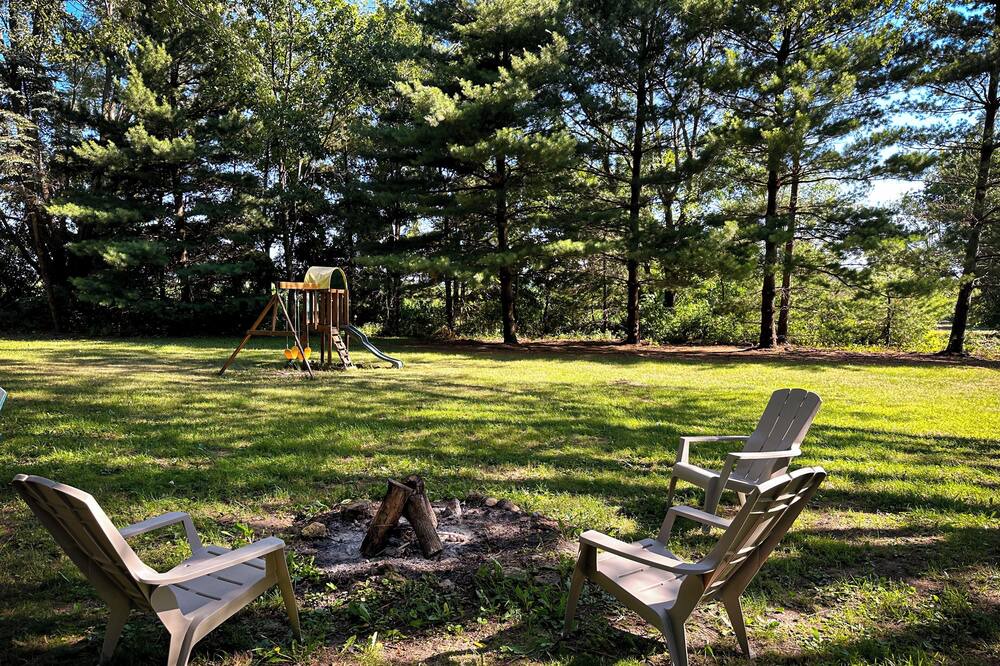 Photo of Outdoor in Franklin Grove