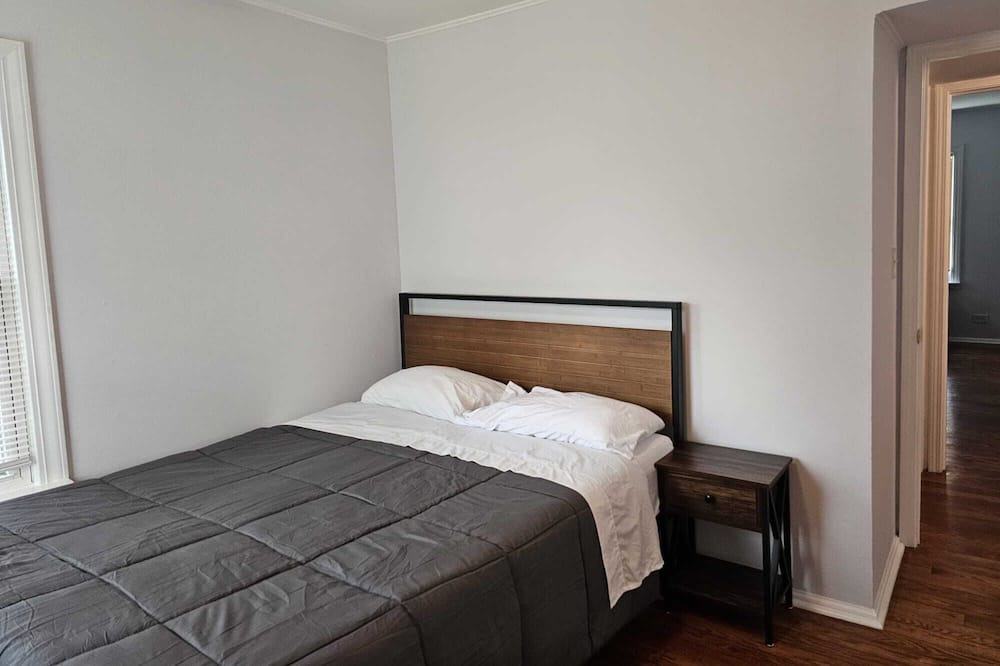Photo of Bedroom in Wheaton