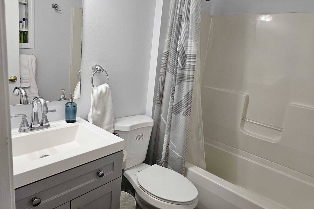 Photo of Bathroom in Wheaton