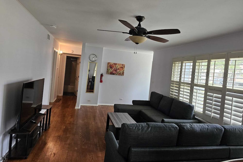 Photo of Livingroom in Wheaton