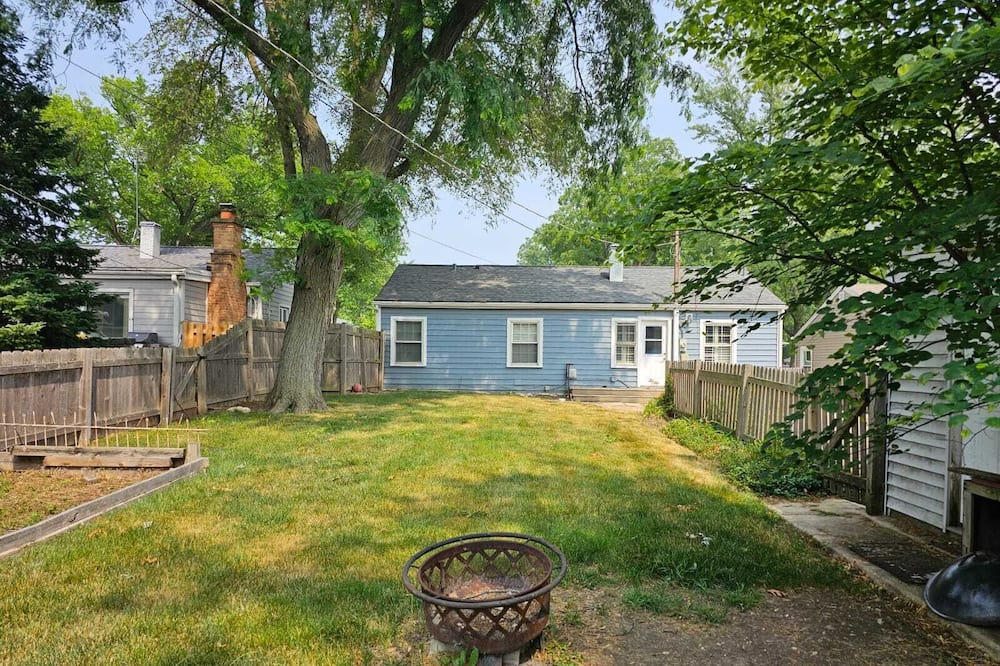 Photo of Outdoor in Wheaton