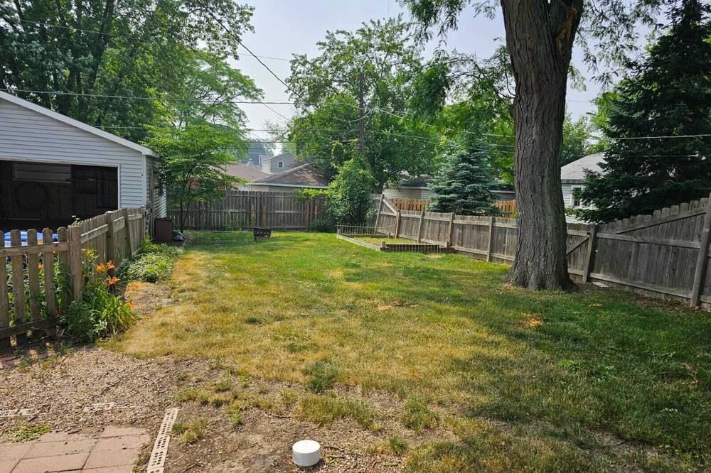 Photo of Outdoor in Wheaton