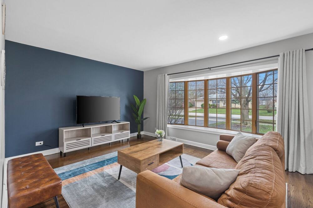 Photo of Livingroom in Roselle