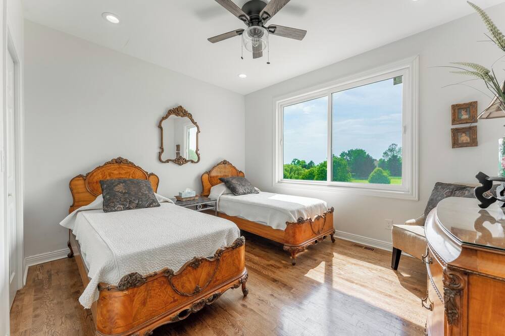 Photo of Bedroom in Holcomb