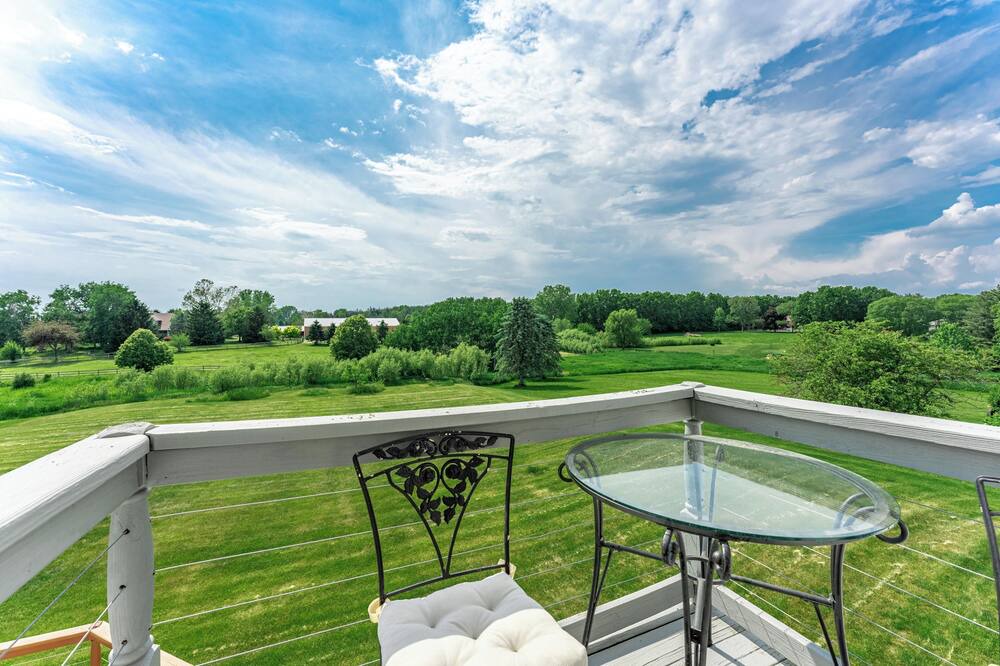 Photo of Outdoor in Holcomb
