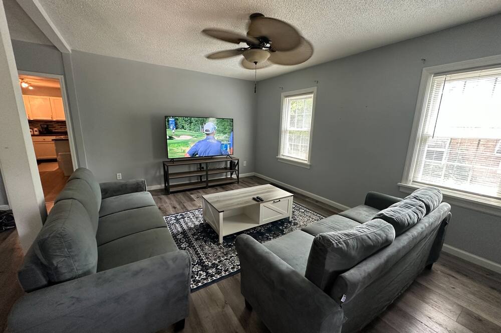 Photo of Livingroom in Chester