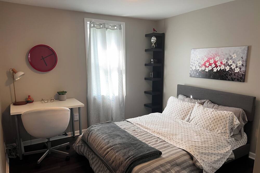 Photo of Bedroom in Geneva