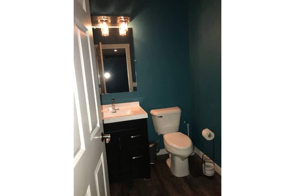 Photo of Bathroom in Pontiac