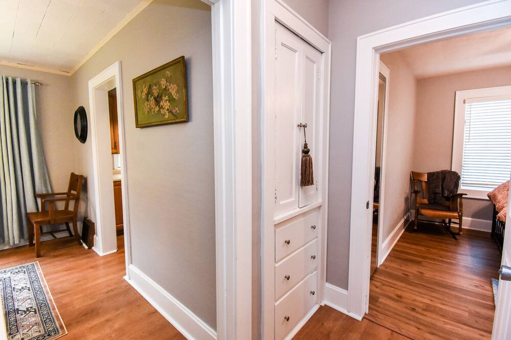 Photo of Bedroom in Peoria Heights