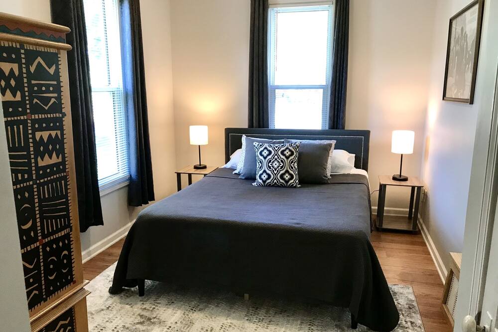Photo of Bedroom in La Salle