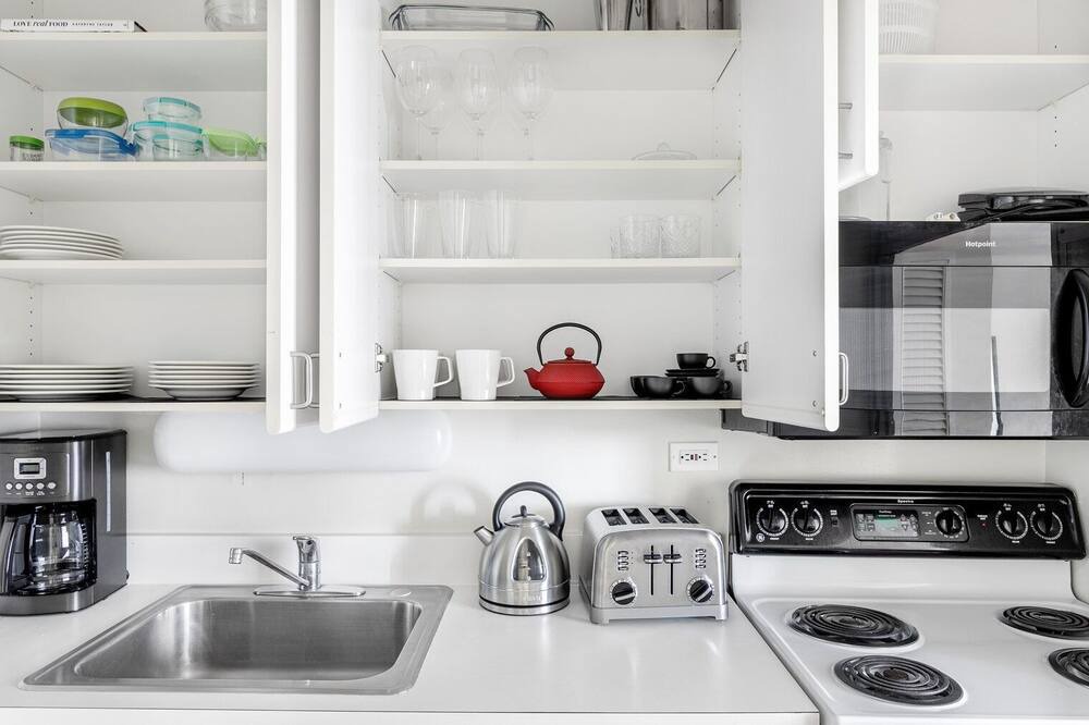 Photo of Kitchen in Lake View East