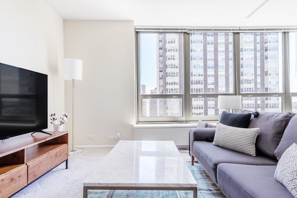 Photo of Livingroom in Lake View East