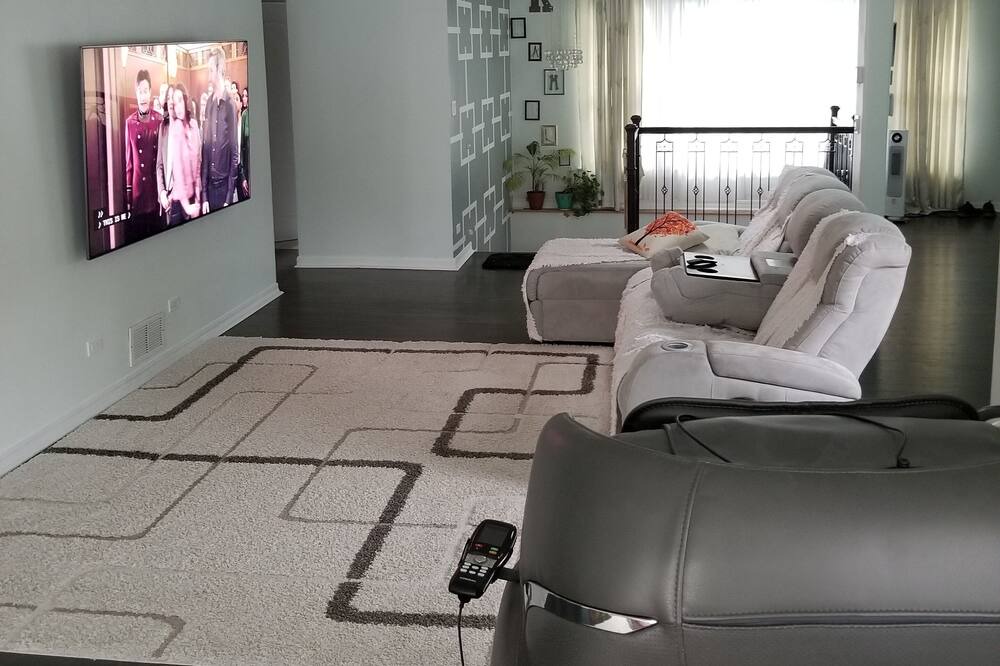 Photo of Bedroom in South Addison