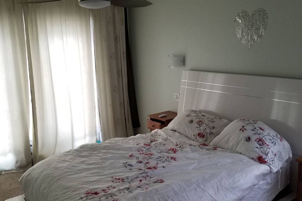 Photo of Bedroom in South Addison