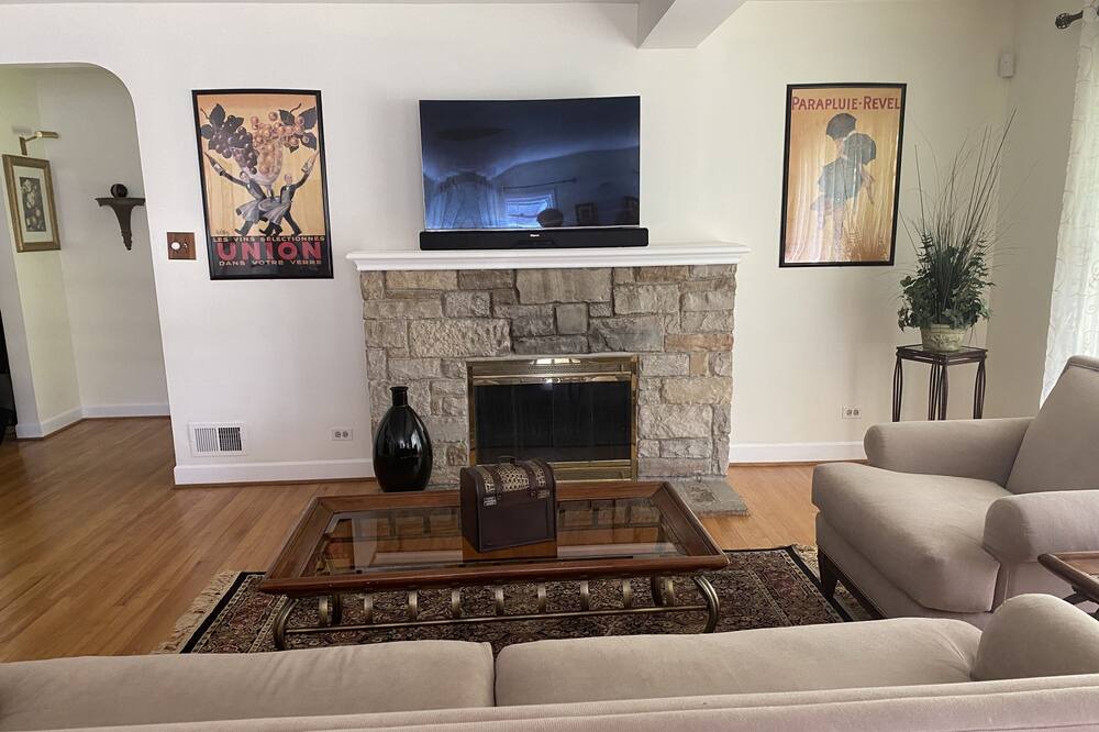 Photo of Livingroom in Flossmoor