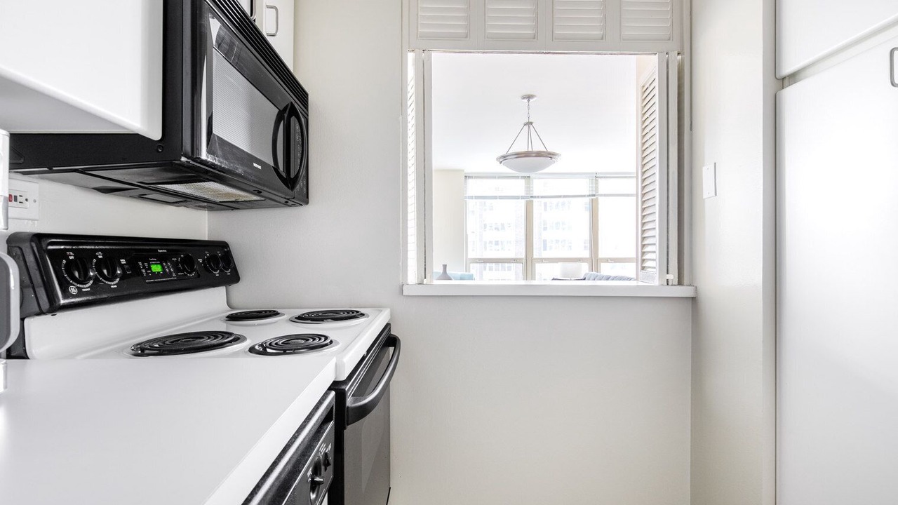 Photo of Kitchen in Lake View East