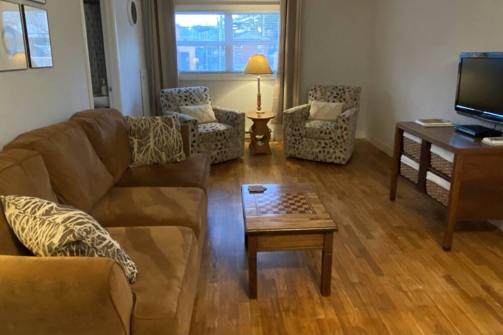 Photo of Livingroom in Dongola