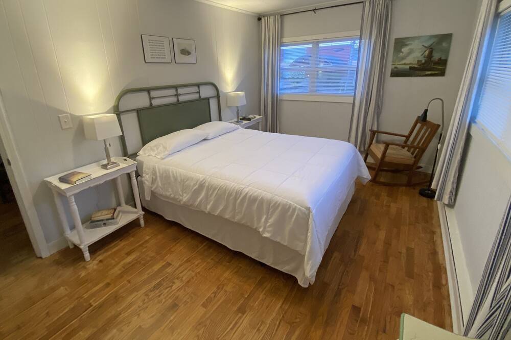 Photo of Bedroom in Dongola