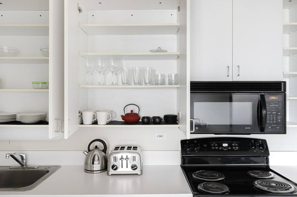 Photo of Kitchen in Lake View East