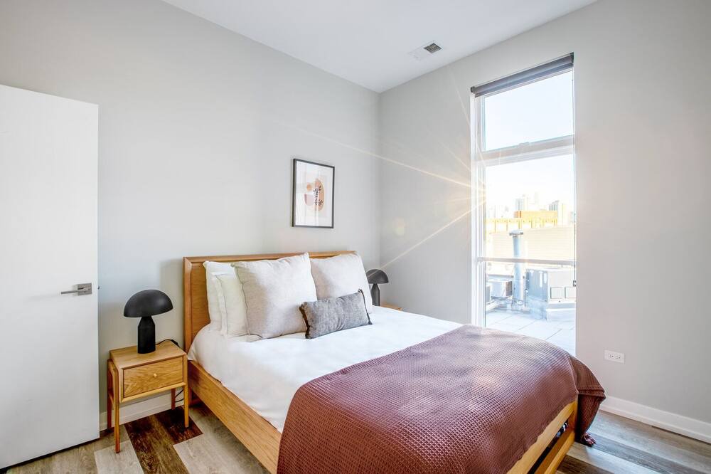 Photo of Bedroom in River West