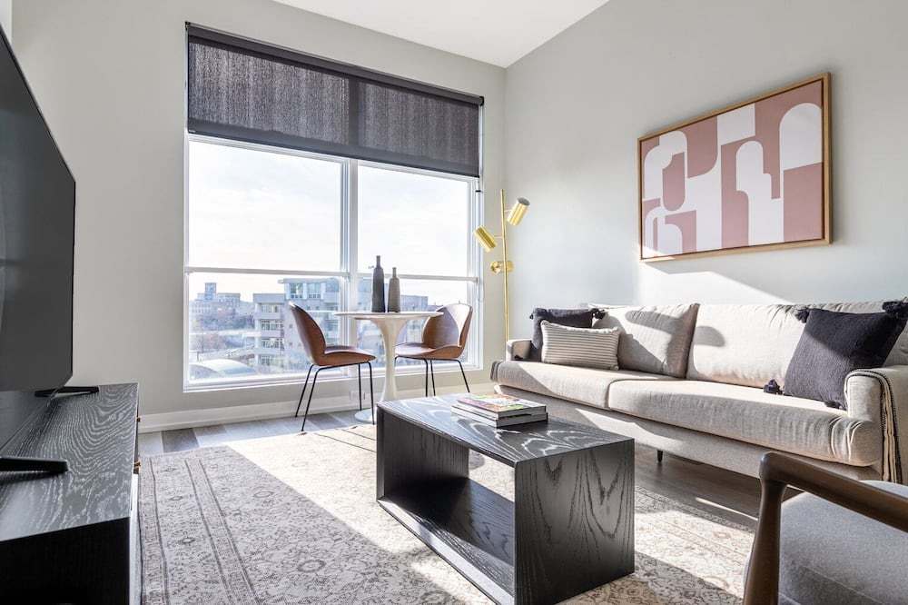 Photo of Livingroom in River West