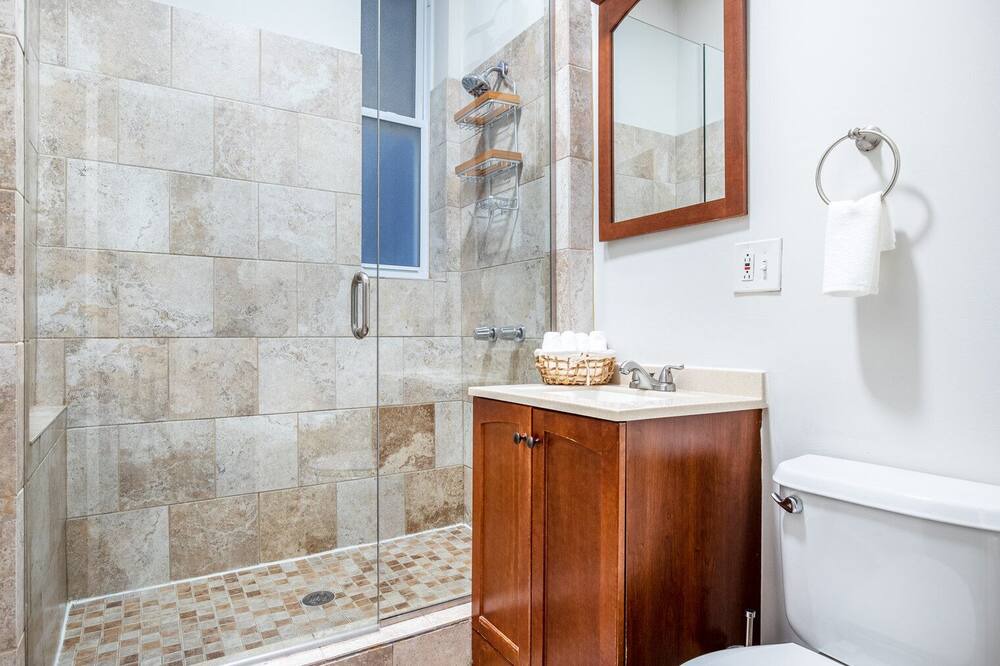 Photo of Bathroom in Park West