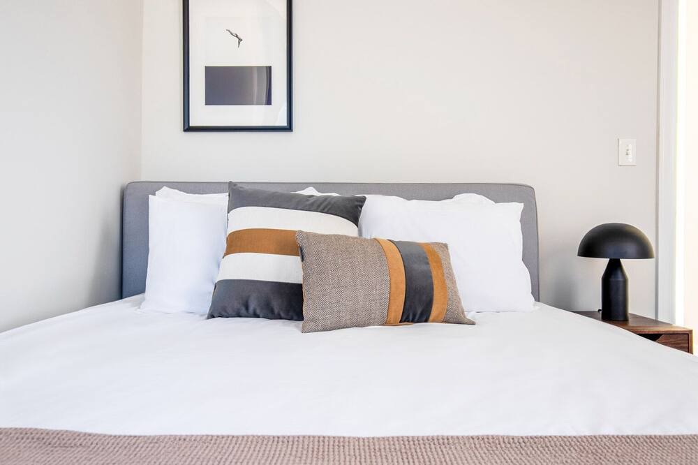 Photo of Bedroom in Park West