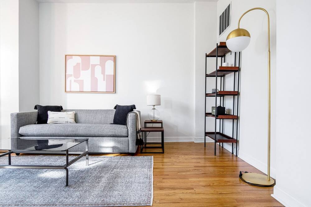 Photo of Livingroom in Park West