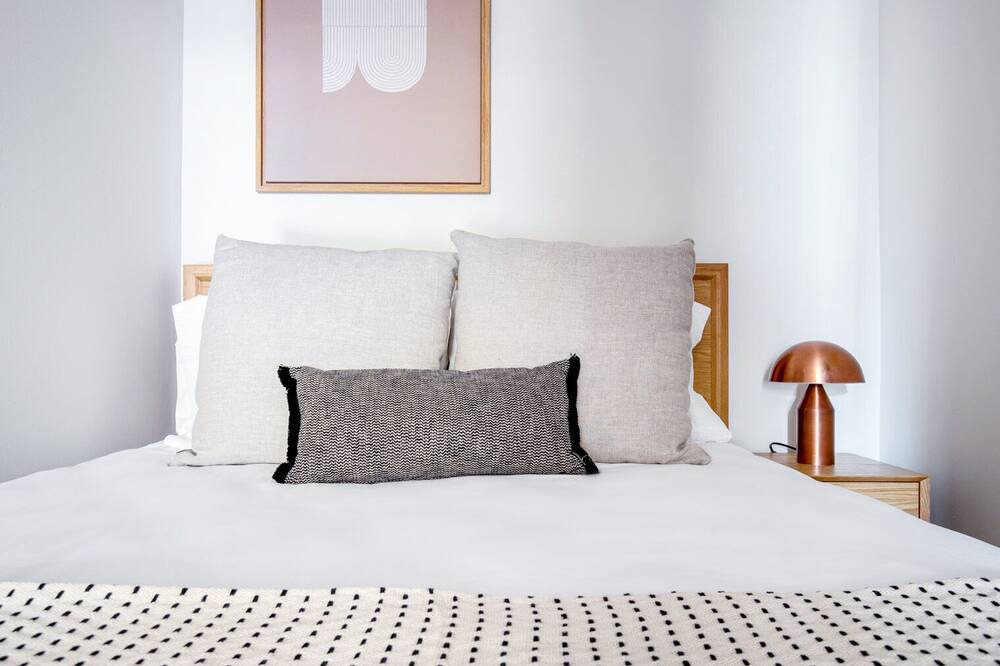Photo of Bedroom in Park West