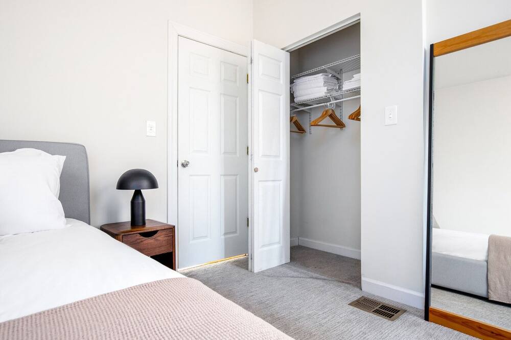 Photo of Bedroom in Park West