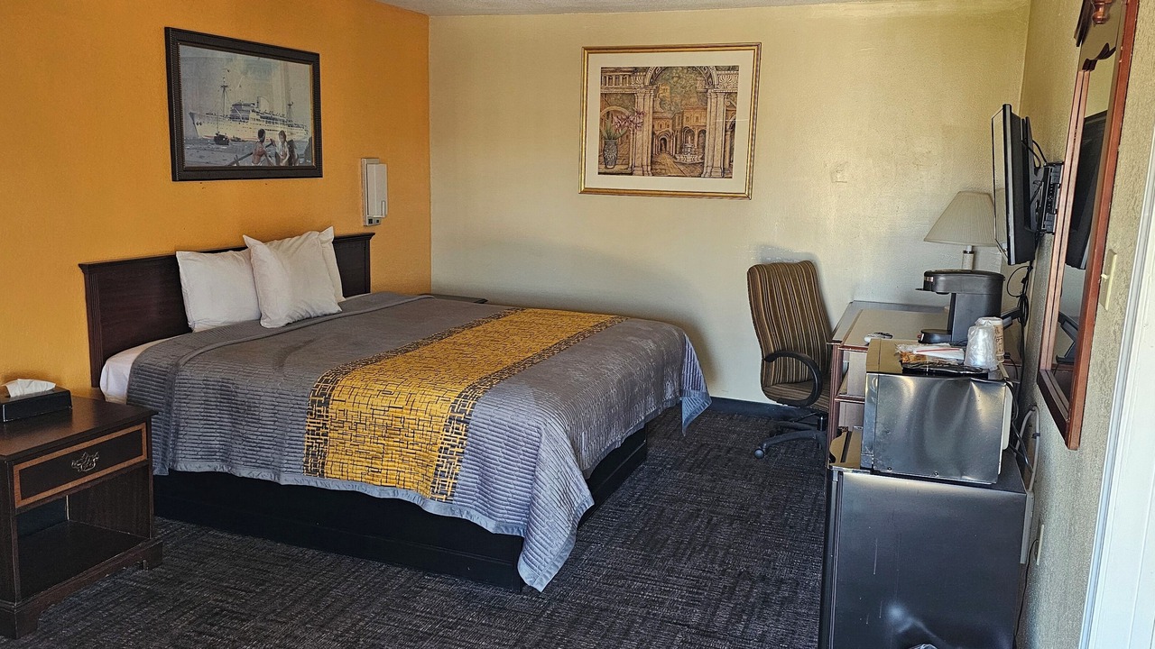 Photo of Bedroom in Fairmont City