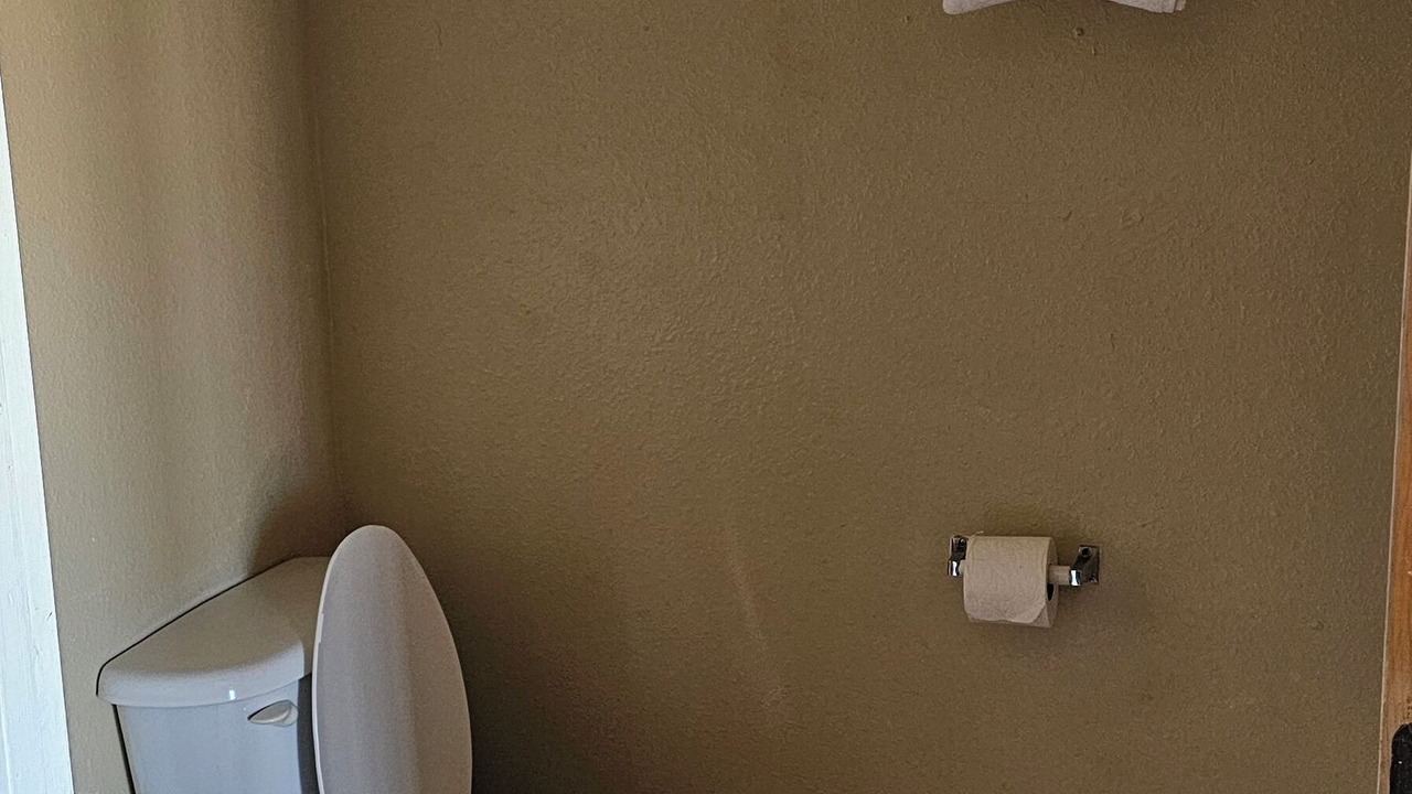 Photo of Bathroom in Fairmont City