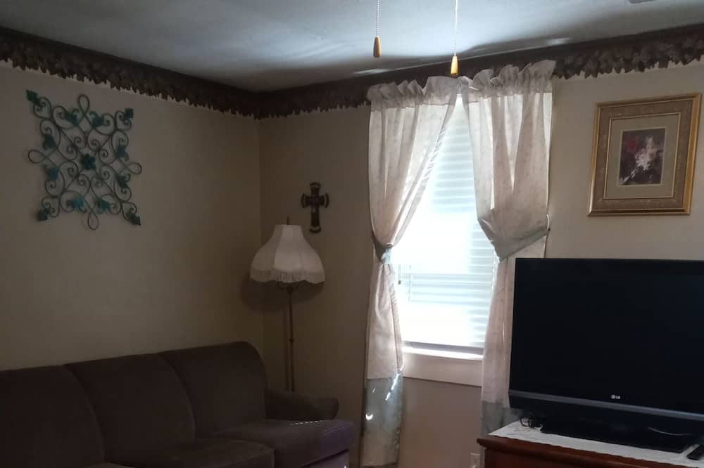 Photo of Bedroom in Mascoutah