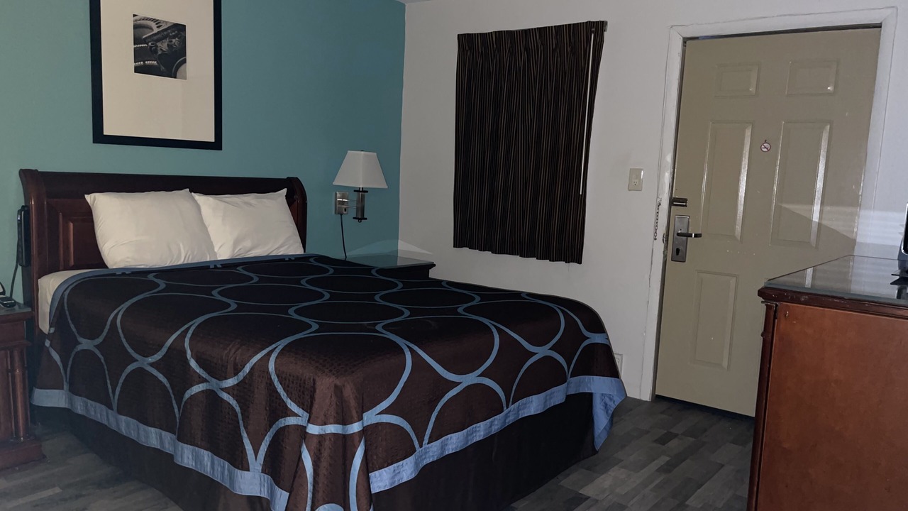Photo of Bedroom in Pittsfield
