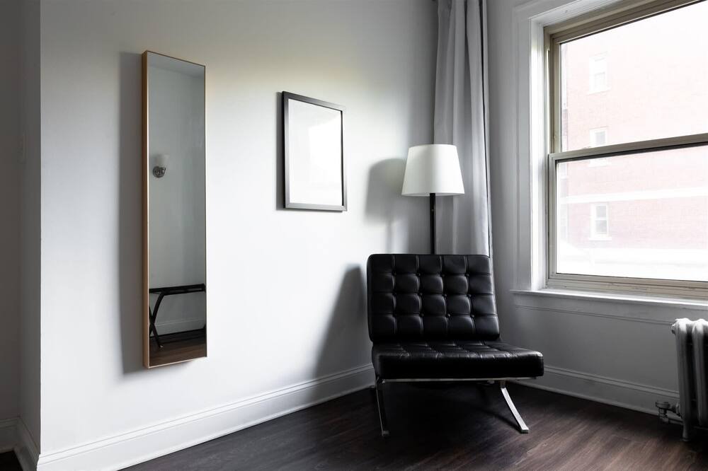 Photo of Bedroom in East Hyde Park