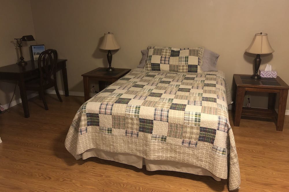 Photo of Bedroom in Ozark