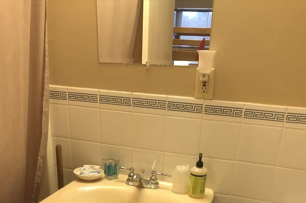 Photo of Bathroom in Ozark