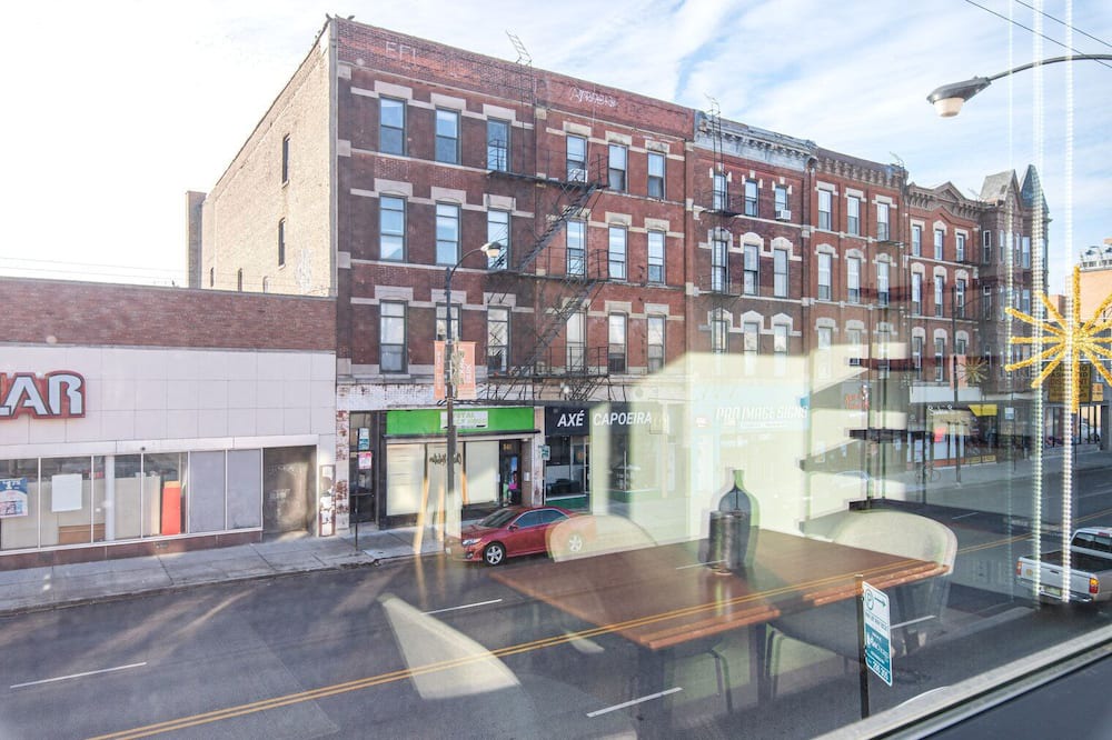 Photo of Outdoor in Noble Square